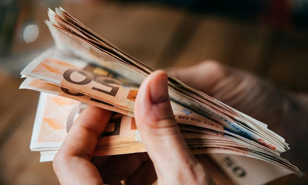 Πανδημία: Η βαθιά κρίση έφερε αύξηση στις αποταμιεύσεις των Ελλήνων